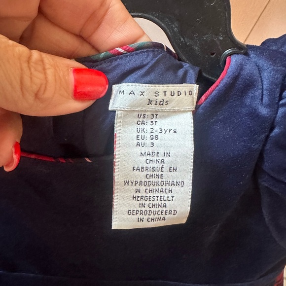 Velvet and taffeta holiday dress. - Picture 4 of 4